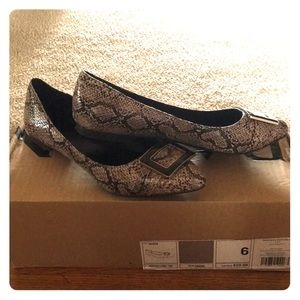 New Reptile Piny toe flats